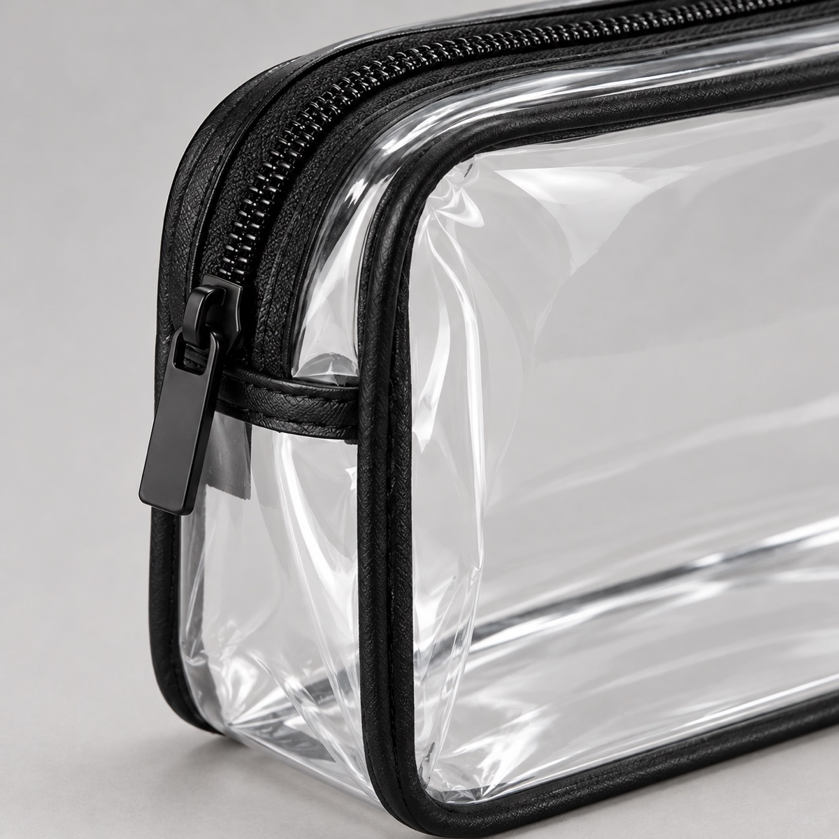 Necessaire transparente de PVC com acabamento preto e zíper OEM ODM — Yunshengyuan listing image 1601983916821 view 4