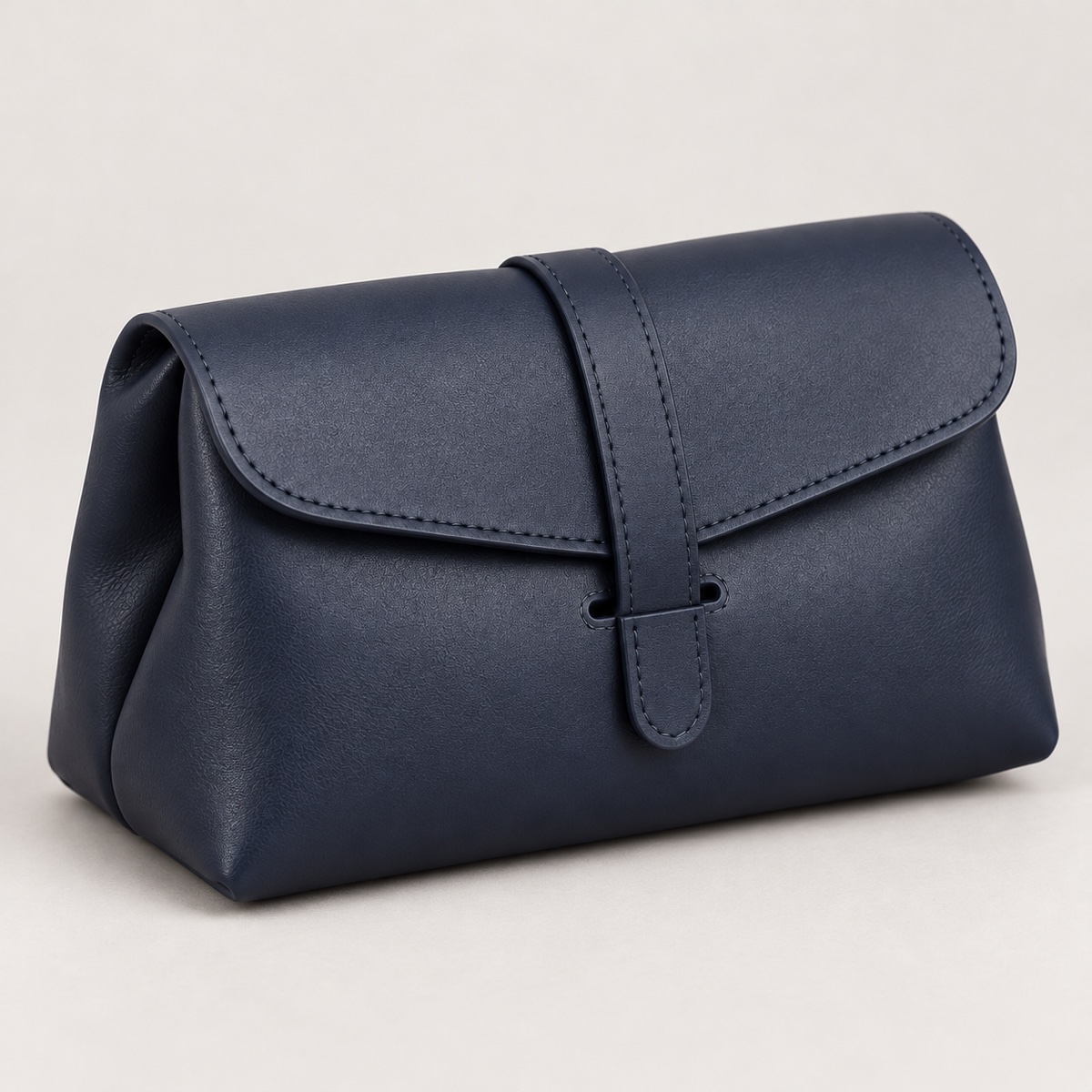 Supplier listing view 2 for Custom Navy PU No-Zipper Flap Cosmetic Pouch Travel Makeup Bag OEM ODM, Yunshengyuan product reference 1601989205677.